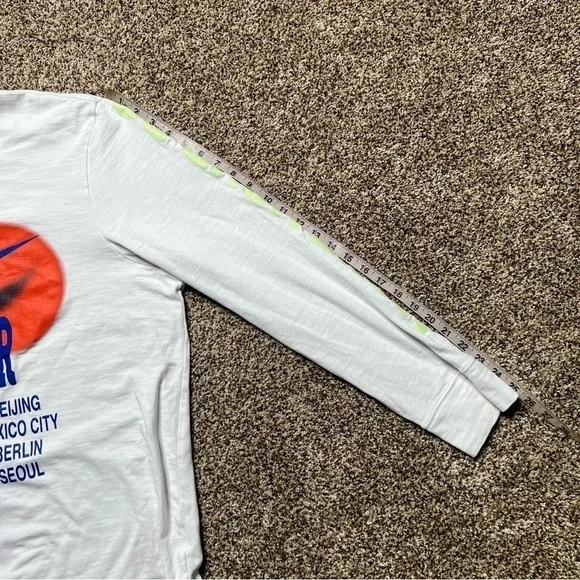 Vintage DEADSTOCK Nike World Tour Rare Crewneck Teeshirt Mens White Size XL - Picture 9 of 11